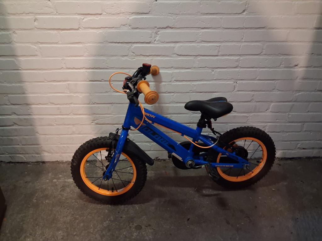 Jongensfiets geschik voor kinderen vanaf ongeveer 4jaar., Fietsen en Brommers, Fietsen | Kinderfietsjes, Ophalen of Verzenden