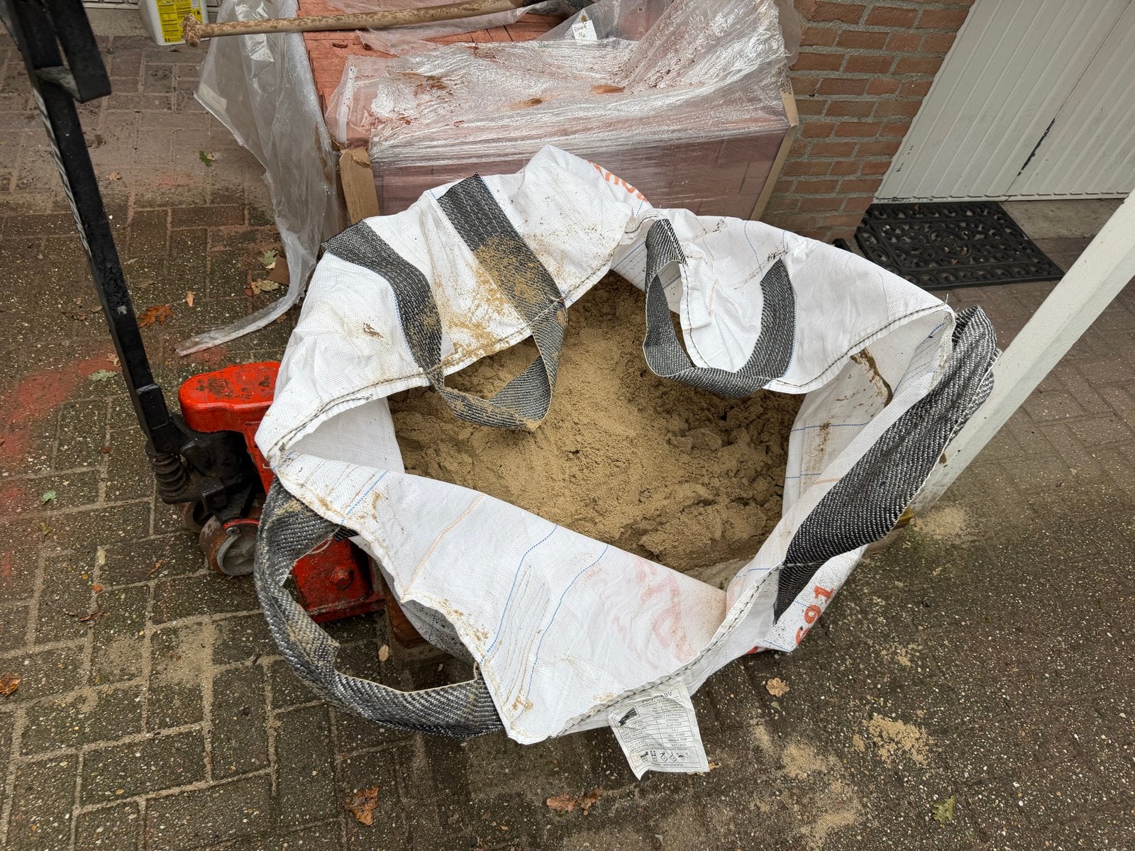 Gratis Big Bag metselzand + €10 euro gratis voor het ophalen, Ophalen, Gebruikt, Ophoogzand