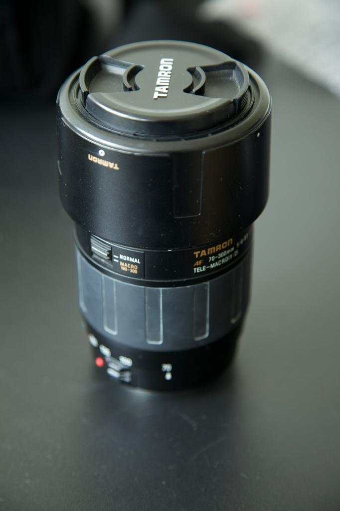Tamron telelens 70-300 F4.0, Audio, Tv en Foto, Fotografie | Lenzen en Objectieven, Ophalen, Gebruikt, Telelens