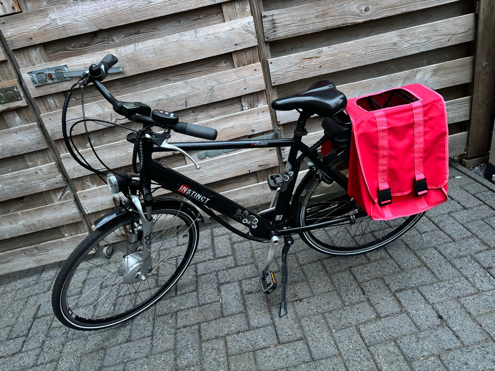 Instinct E-volution elektrische fiets met fietstassen, 53 tot 57 cm, Ophalen, Gebruikt, Overige merken