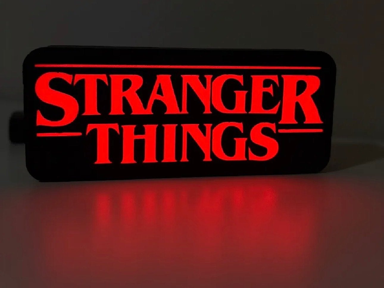 Stranger Things LED Neon Lichtreclame - Perfect voor Fans!, Verzenden, Nieuw, Lichtbak of (neon) lamp