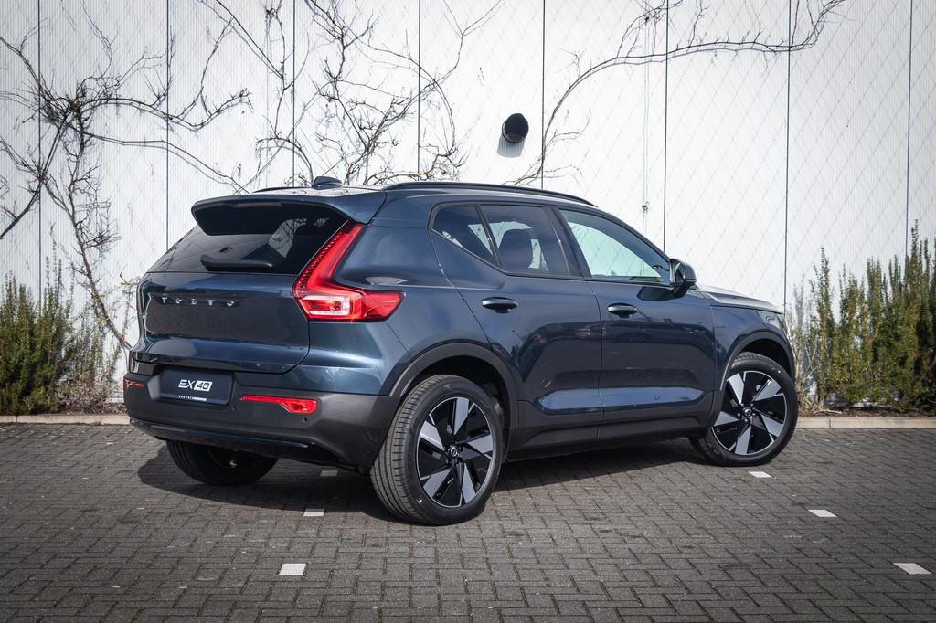 Volvo EX40 Single Motor Plus Europa 70 kWh | Adaptieve Cruis, Auto's, Zwart, Blauw, Origineel Nederlands, 420 min