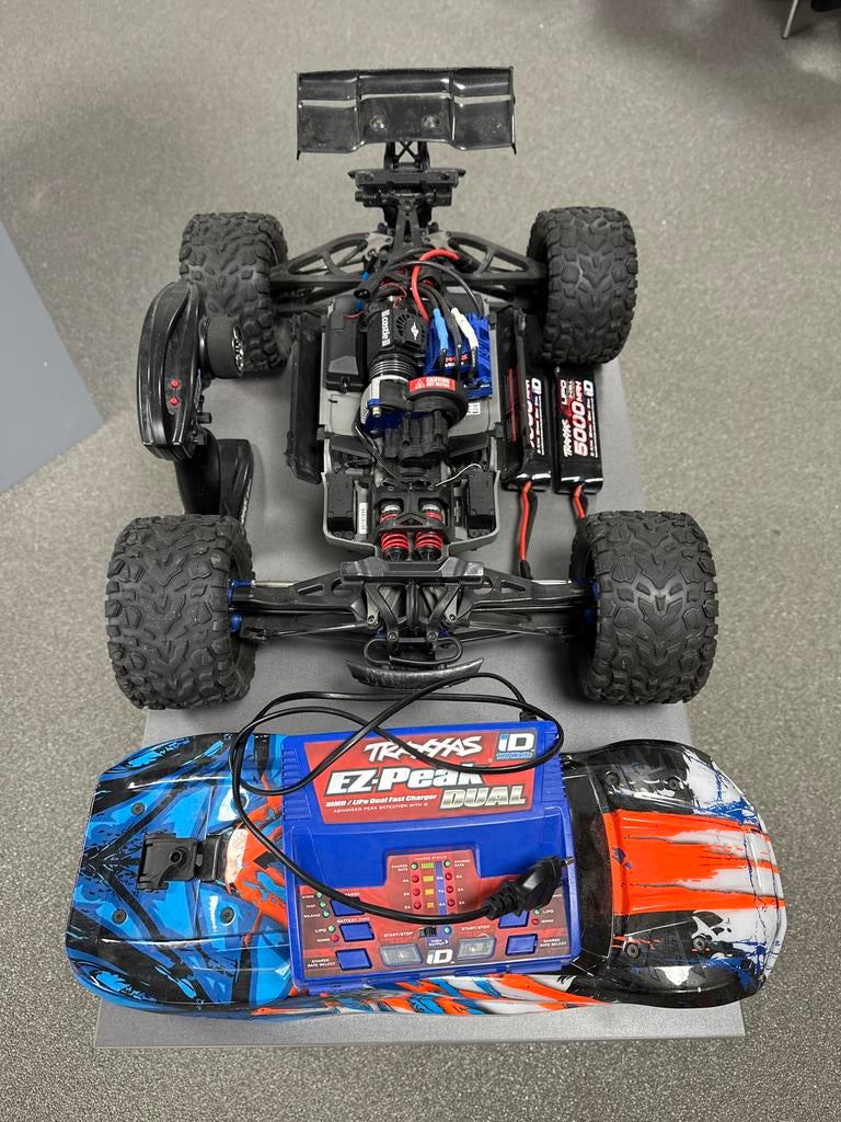 Traxxas e-Revo 1:8 Brushless Mamba Monster 6S Lipo, Elektro, Auto offroad, Ophalen of Verzenden, Zo goed als nieuw