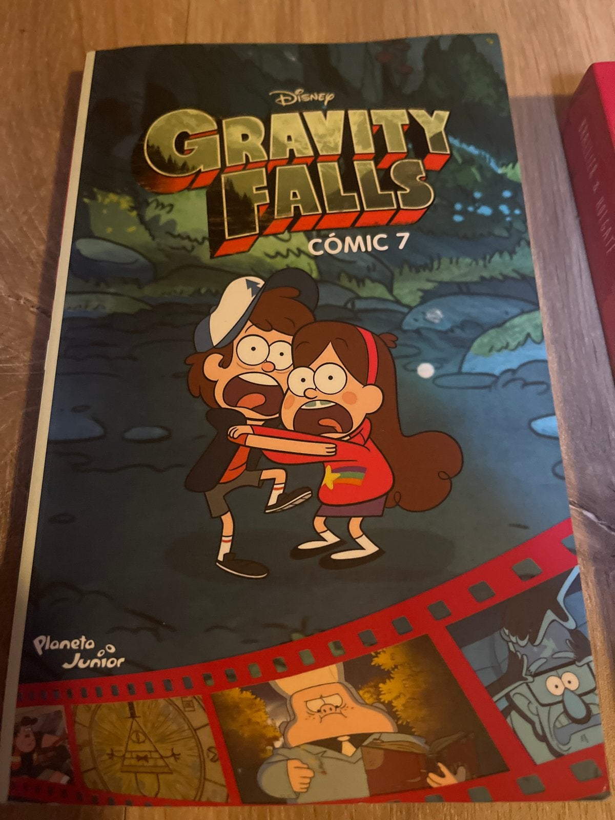 Spanish Gravity  Falls Comic in 7 - Disney Graphic Novel, Eén stripboek, Ophalen of Verzenden, Zo goed als nieuw