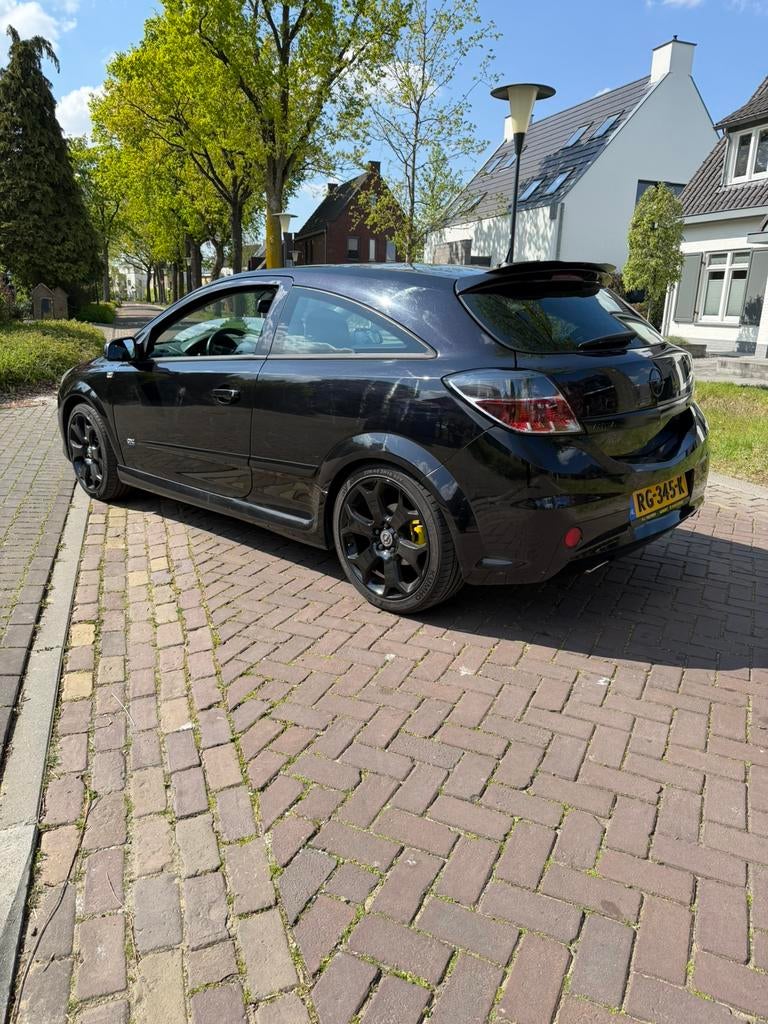 Opel Astra 1.6 16V GTC OPC-line 2007, Auto's, Opel, Voorwielaandrijving, 625 kg, Zwart, 4 cilinders