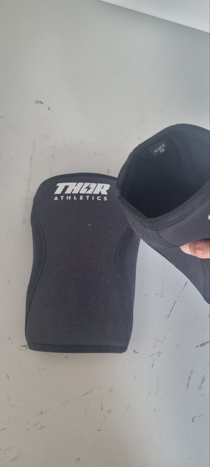 Thor Athletics Knee Sleeves Maat M - Nieuw, Ophalen of Verzenden, Nieuw, Benen, Overige typen