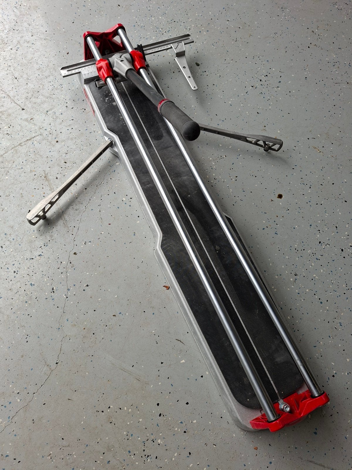 Rubi Speed Magnet tegelsnijder 92cm met koffer, Ophalen, Zo goed als nieuw, Snijgereedschap, Rubi