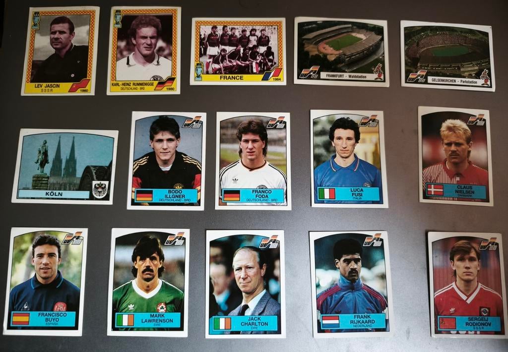 15 Voetbalplaatjes Euro 88 Panini (1), Ophalen of Verzenden, Gebruikt, Buitenlandse clubs, Poster, Plaatje of Sticker