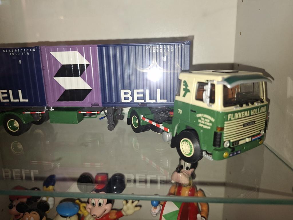 Scania Vabis 111 Flikkema Holland met Bell container, Hobby en Vrije tijd, Modelauto's | 1:50, Ophalen of Verzenden, Zo goed als nieuw