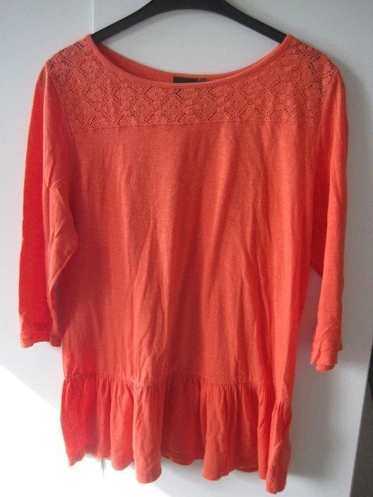 003 - Oranje top met kanten details en ruches - BPC Bonprix, Kleding | Dames, BPC Bonprix Collection, Maat 42/44 (L), Oranje, Ophalen of Verzenden