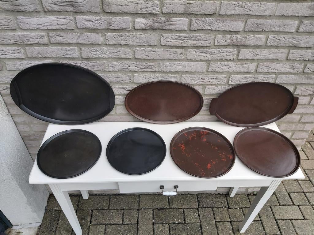 Bakeliet dienbladen in zeer goede antieke staat geen schade, Huis en Inrichting, Ophalen of Verzenden, Zo goed als nieuw, Hout