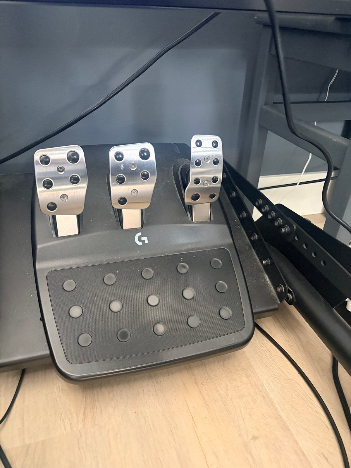 Logitech G29 racestuur met pedalen voor PlayStation en PC, Ophalen, Racestuur, Force feedback, Zo goed als nieuw