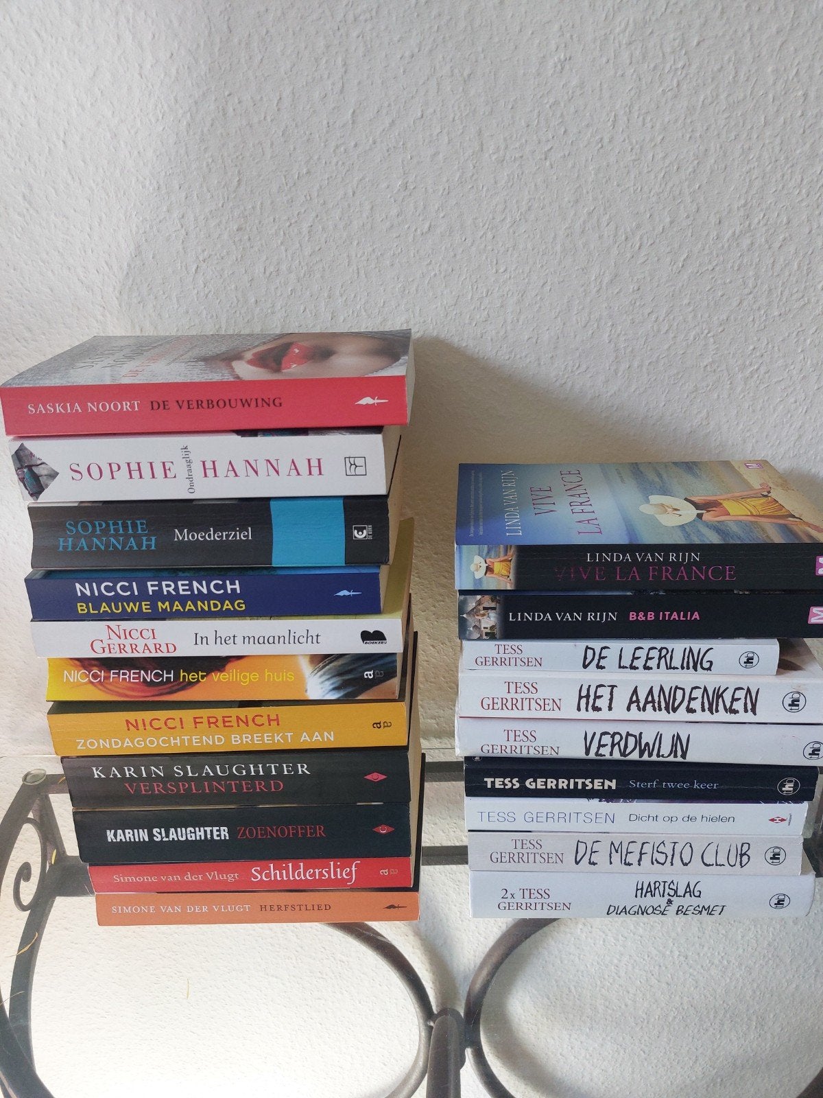 Tess Gerritsen, Karin Slaugter, Linda van Rijn en anderen, Ophalen of Verzenden, Gelezen