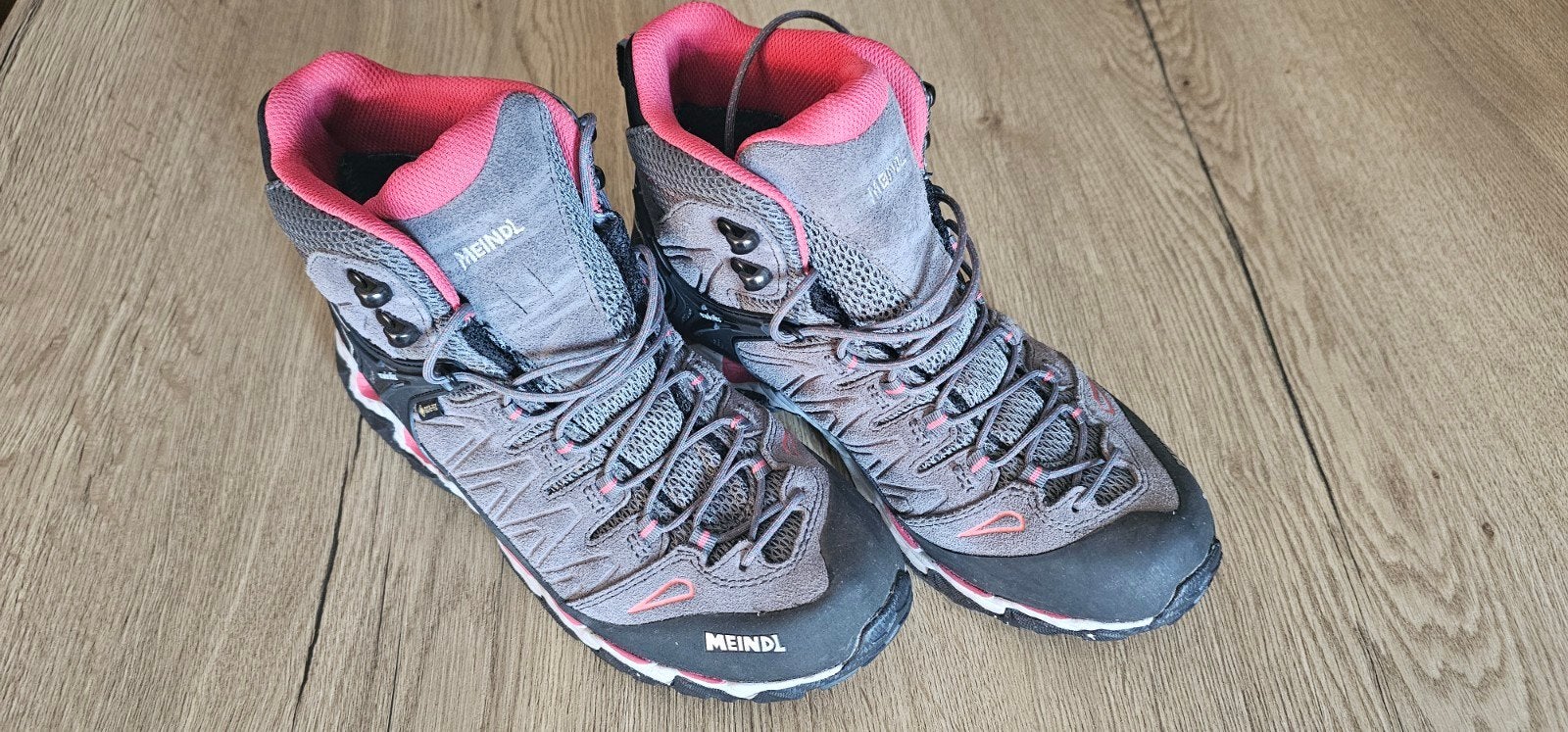 Meindl wandelschoenen - Zo goed als nieuw, Sport en Fitness, Ophalen