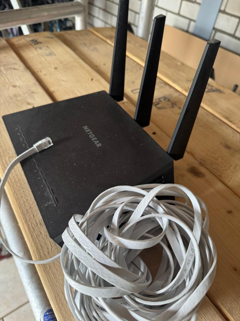 NETGEAR 35, Computers en Software, Ophalen of Verzenden, Zo goed als nieuw