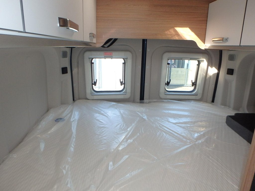 Weinsberg CaraBus 600 MQ NU VOOR €89.950,00, Caravans en Kamperen, Automaat, Luifel, Ringverwarming, Bedrijf