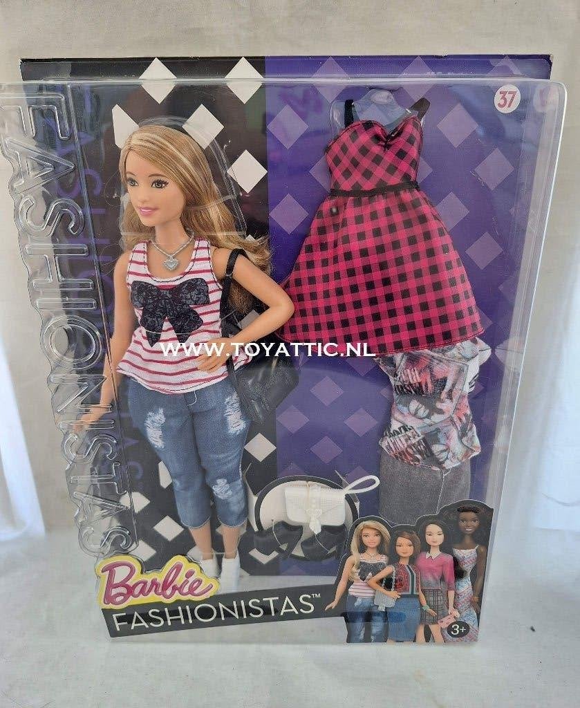 Barbie en Ken fashionistas poppen nieuw in doos, Ophalen of Verzenden, Nieuw, Fashion Doll