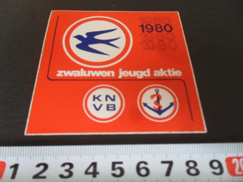 sticker KNVB 1980 Zwaluwen jeugd aktie, Ophalen of Verzenden, Zo goed als nieuw