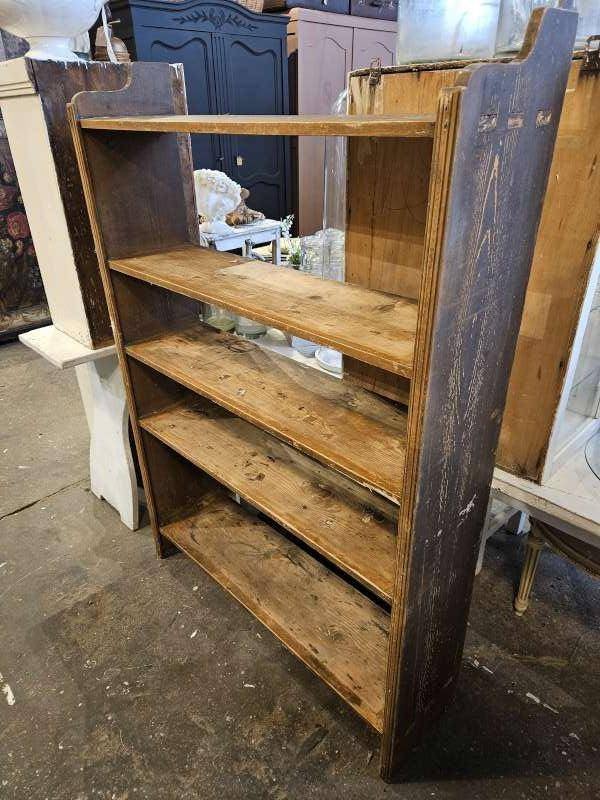 oud staand rek ``WOONWINKEL RUSTIEK``, Ophalen