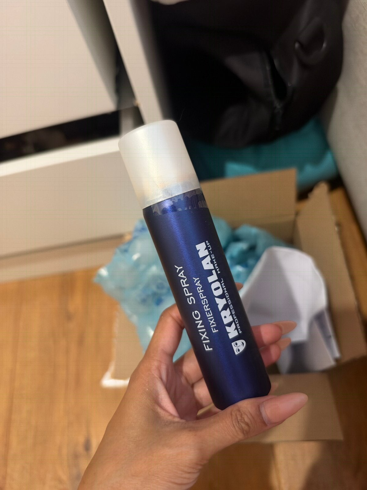 Kryolan fixing setting spray 75ml, Ophalen of Verzenden, Zo goed als nieuw, Overige kleuren, Gehele gezicht