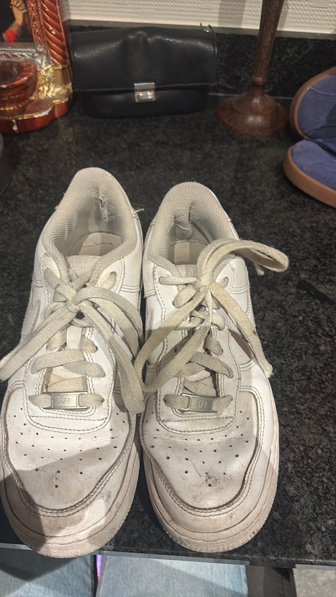 Witte nikes, Ophalen of Verzenden, Zo goed als nieuw, Schoenen