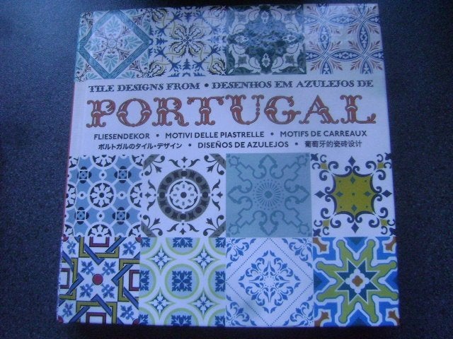 boek portugal desings met cd rom, Ophalen of Verzenden, Zo goed als nieuw, Overige onderwerpen