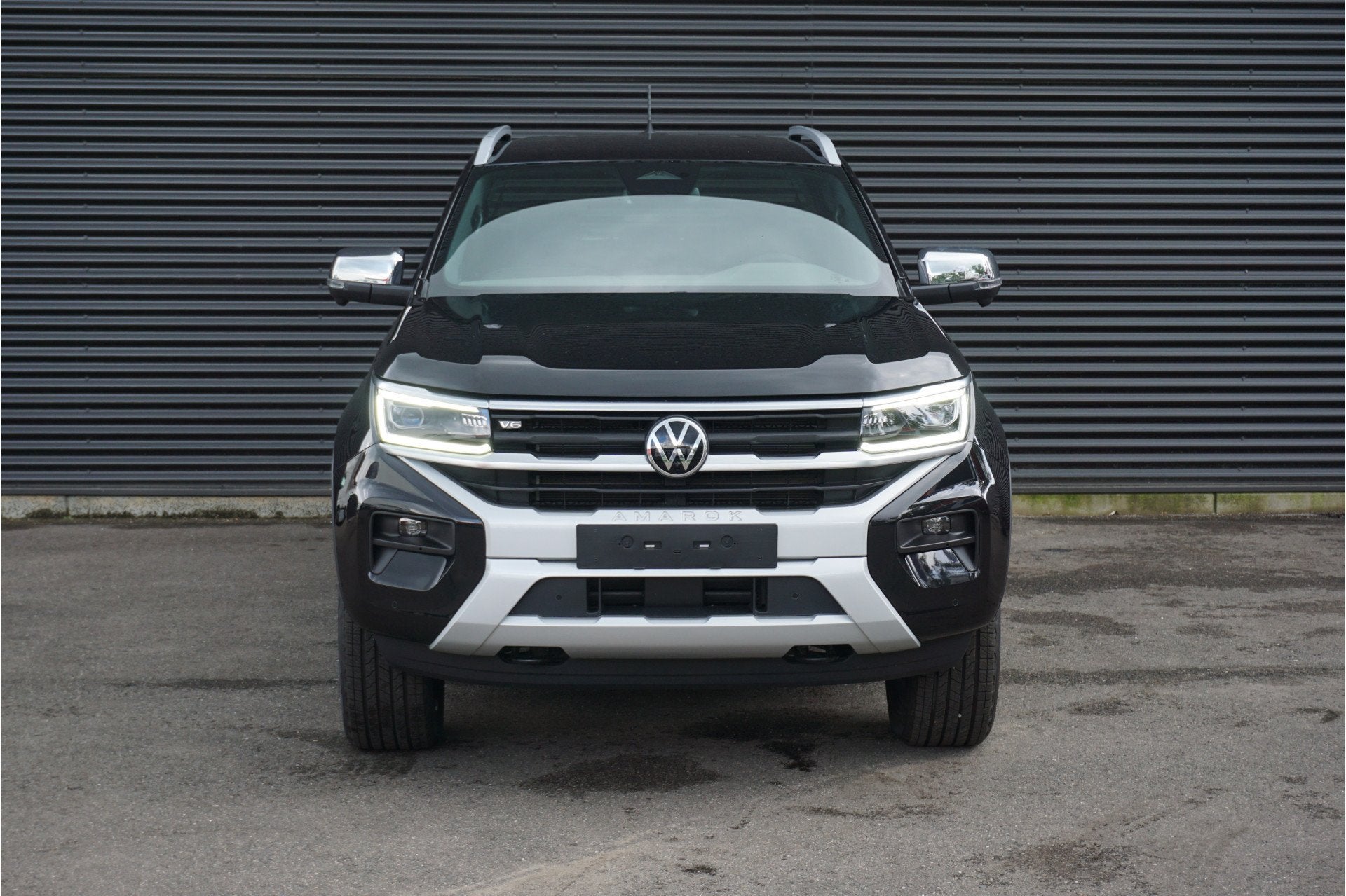 Volkswagen Amarok Aventura l V6 l 4motion l Full option l St, Auto's, Automaat, 2993 cc, Leder en Stof, Zwart