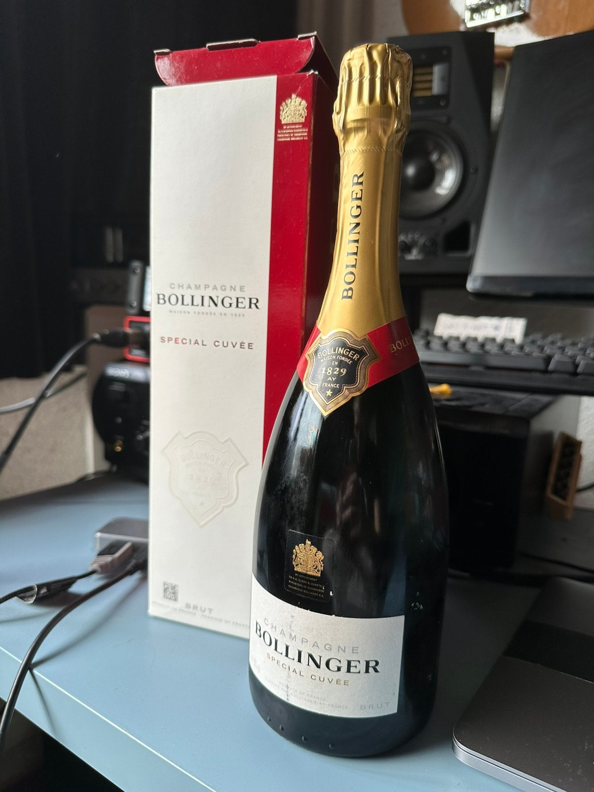 Bollinger Champagne, Ophalen, Zo goed als nieuw, Frankrijk, Champagne