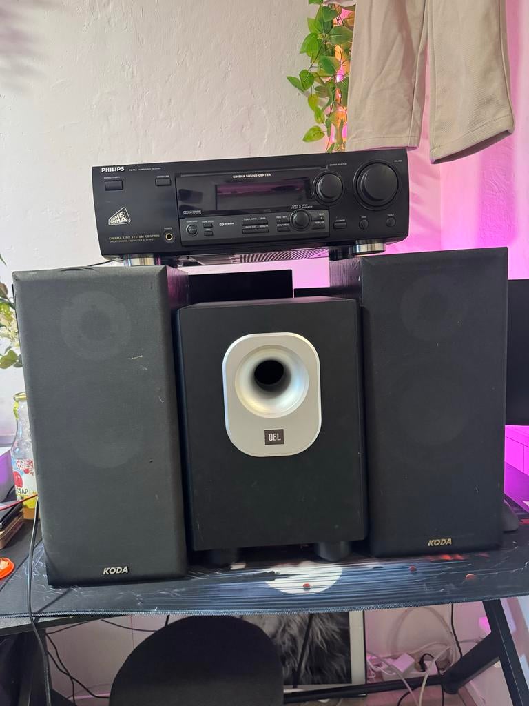 Philips Versterker met Koda Speakers en JBL Subwoofer, Gebruikt, JBL, Ophalen of Verzenden, Complete surroundset