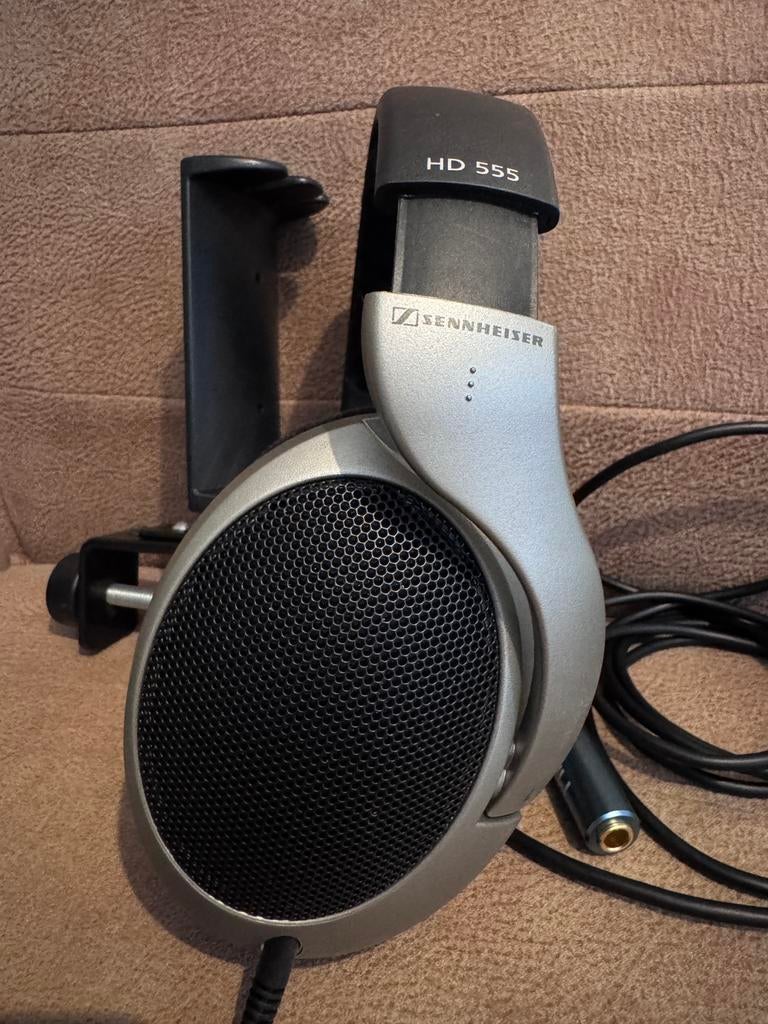 Sennheiser HD555 Headsets, Ophalen of Verzenden, Zo goed als nieuw