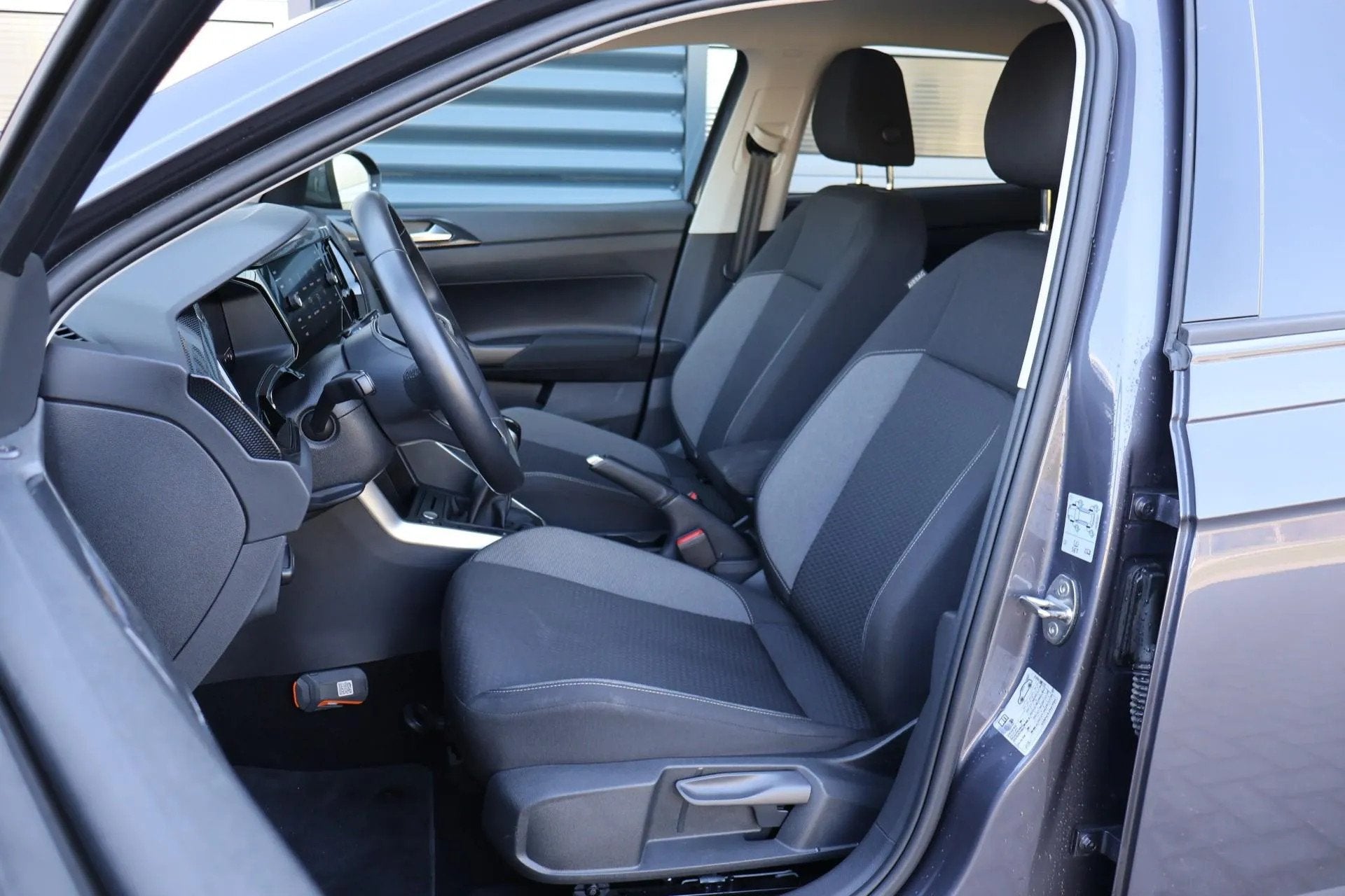 Volkswagen Taigo 1.0 TSI 116pk Life Edition (bj 2025), Private lease, Stof, Gebruikt, Bedrijf