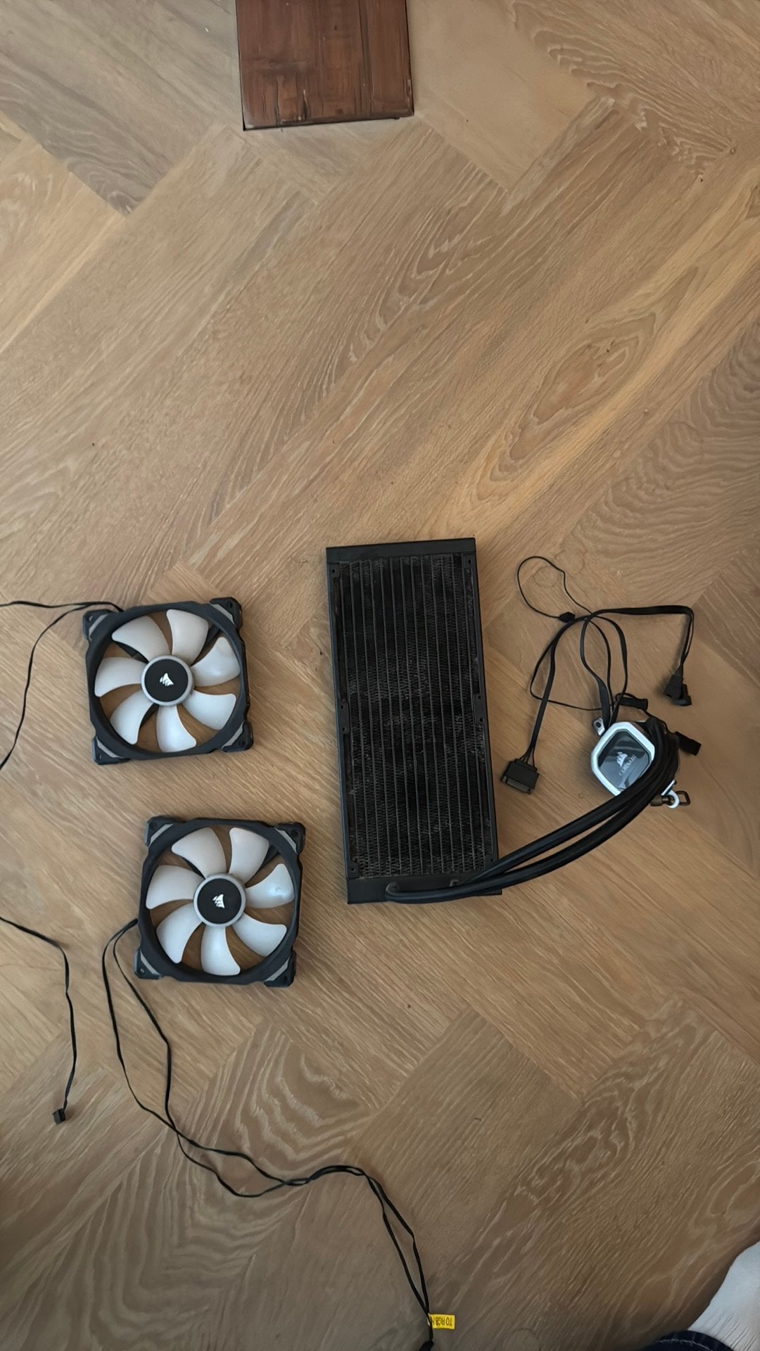 Corsair 240 mm aio, Computers en Software, Computerkoelers, Zo goed als nieuw, Waterkoeling, Ophalen of Verzenden
