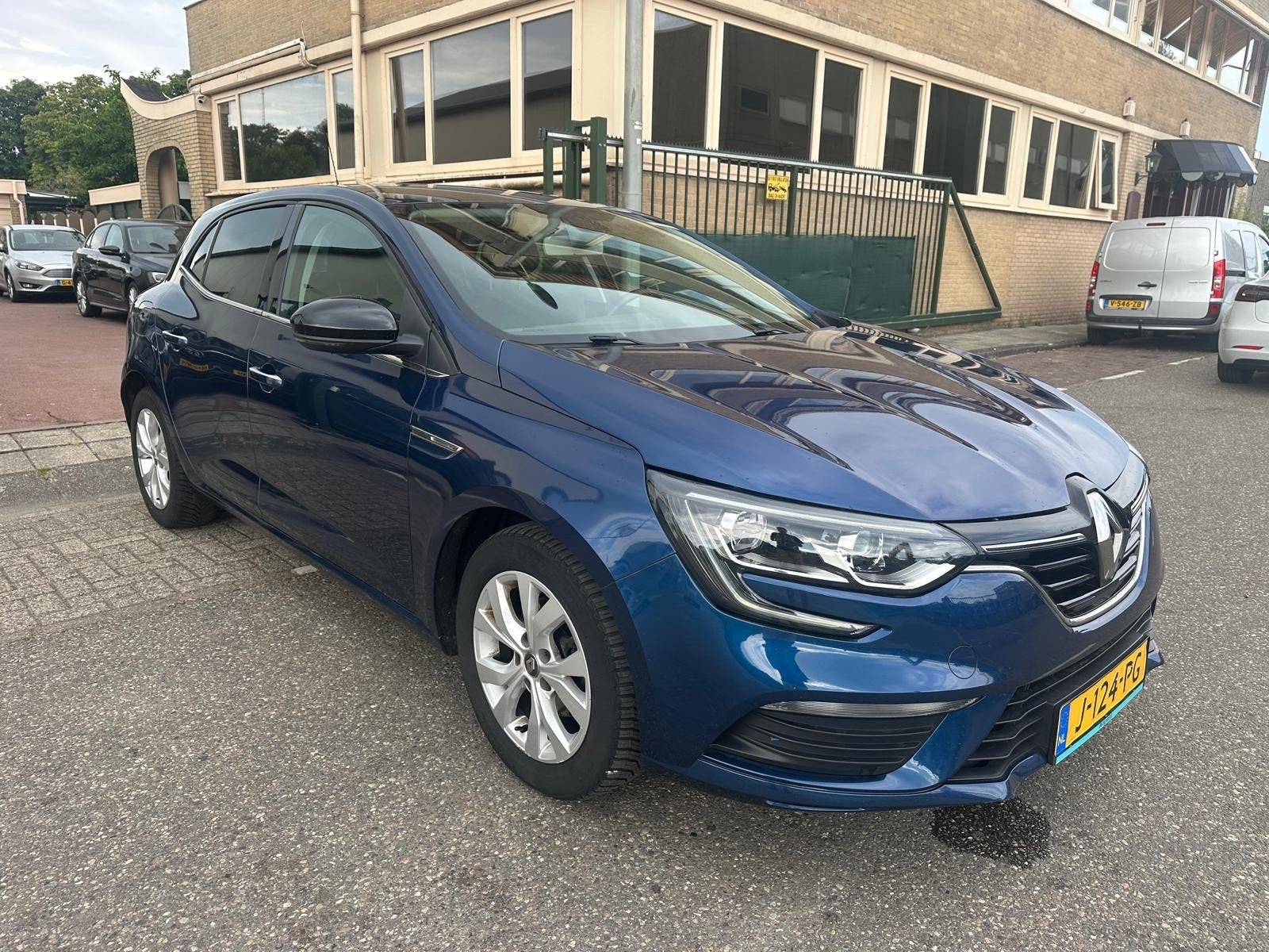Renault Mégane 1.3 TCe Automaat Limited 2020 Nap, Gebruikt, Euro 6, 4 cilinders, Blauw