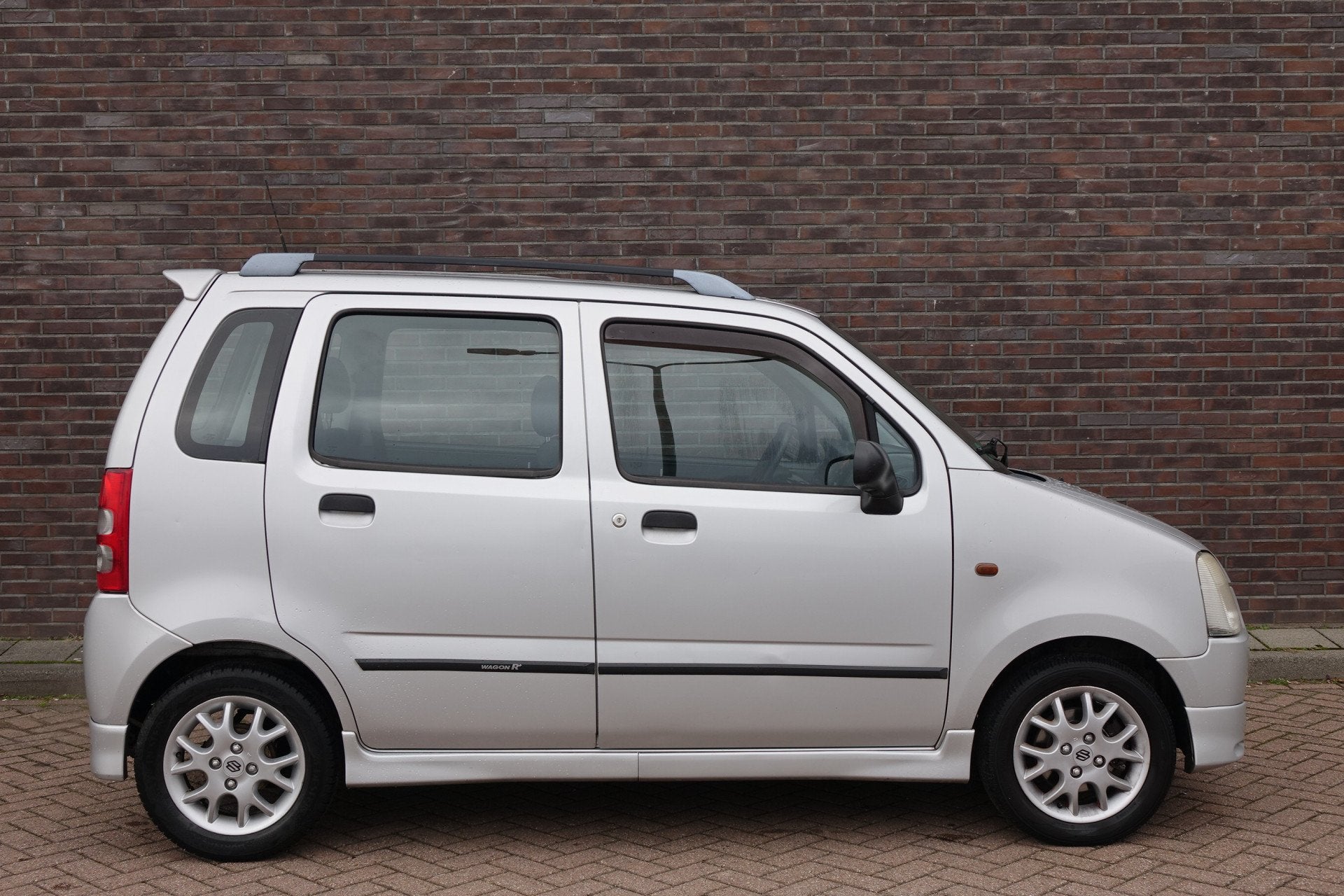 Suzuki Wagon R+ 1.3 Special (bj 2002), Auto's, Suzuki, Voorwielaandrijving, Gebruikt, 31 €/maand, 4 cilinders