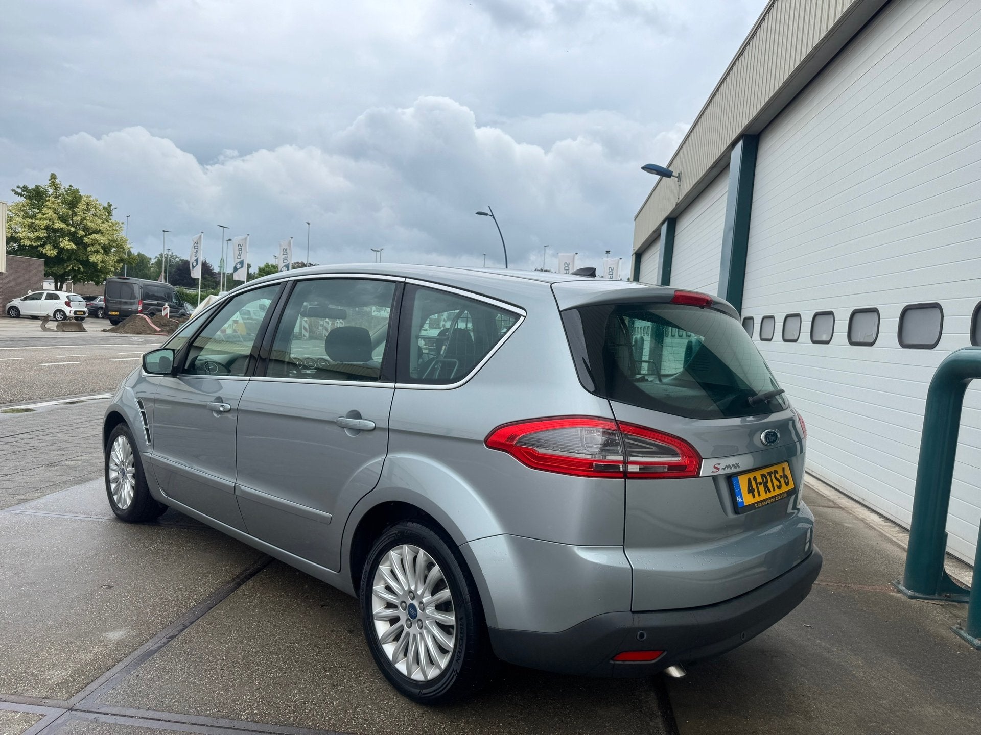 Ford S-Max 1.6 EcoBoost Trend Business, Auto's, Voorwielaandrijving, Gebruikt, Zwart, 4 cilinders