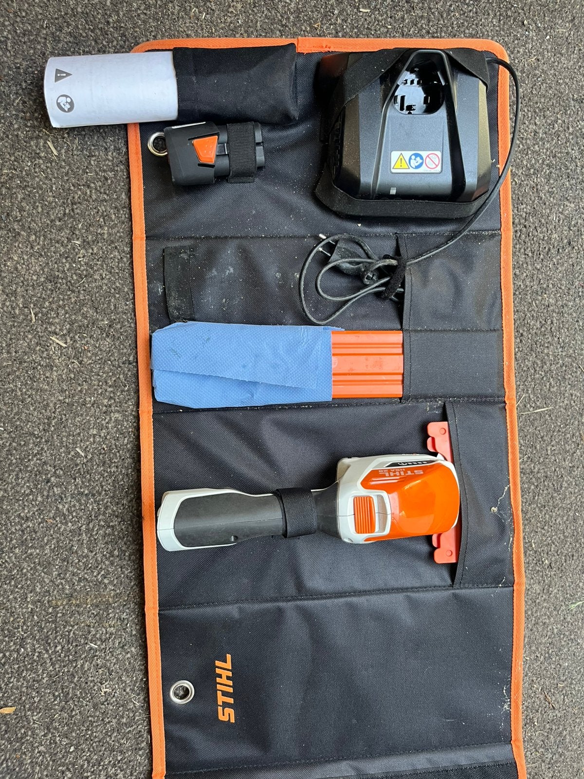 Stihl HSA26 gras- en buxusschaar, Ophalen of Verzenden, Zo goed als nieuw, Accu, Stihl