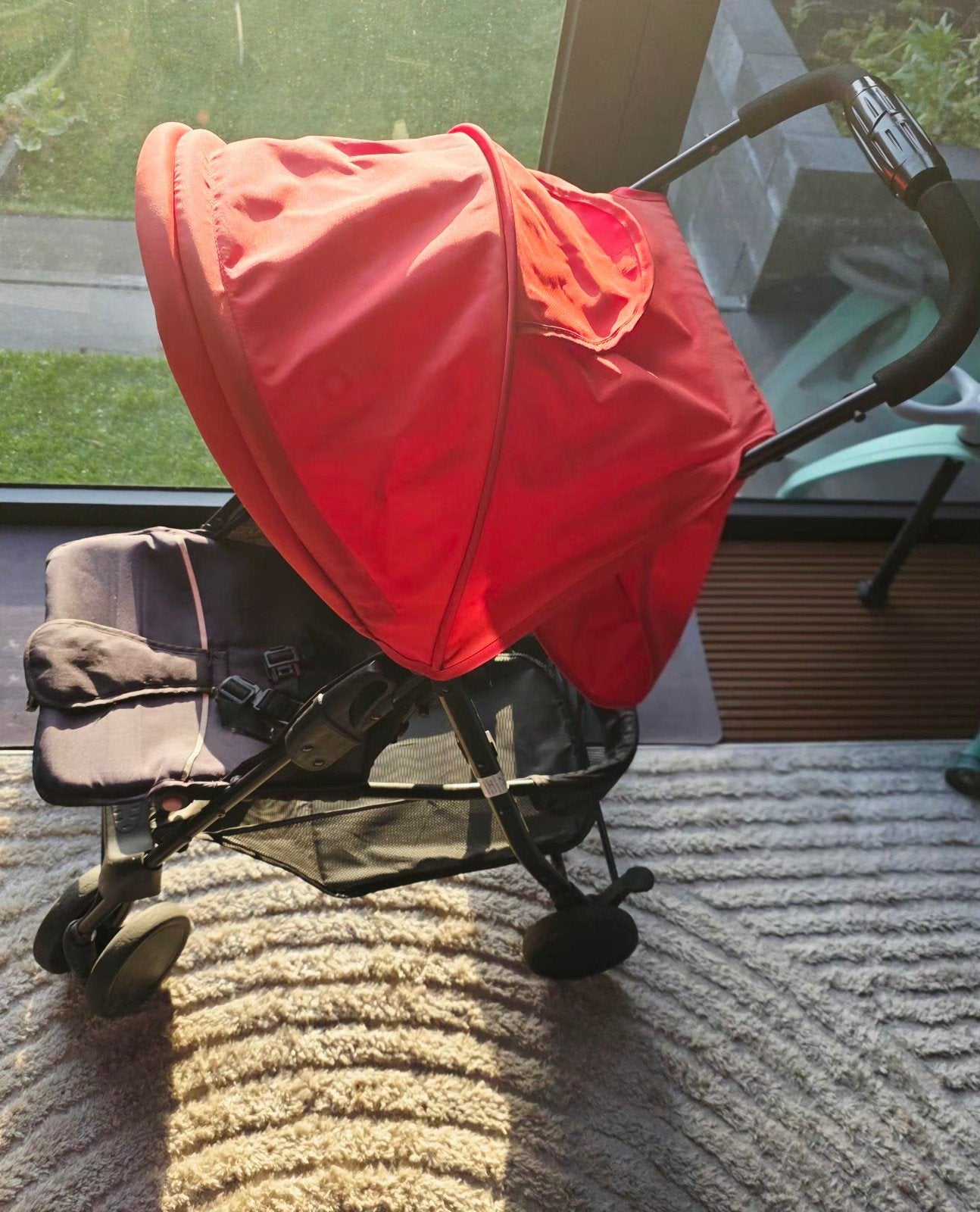 Compacte buggy met zonnekap - Ideaal voor onderweg!, Kinderen en Baby's, Buggy's, Gebruikt, Overige merken, Verstelbare rugleuning