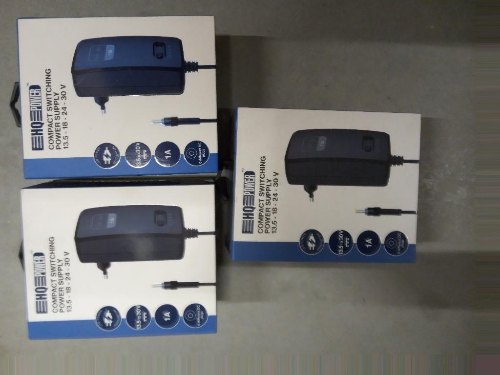 adaptor, Computers en Software, Pc- en Netwerkkabels, Ophalen of Verzenden, Nieuw