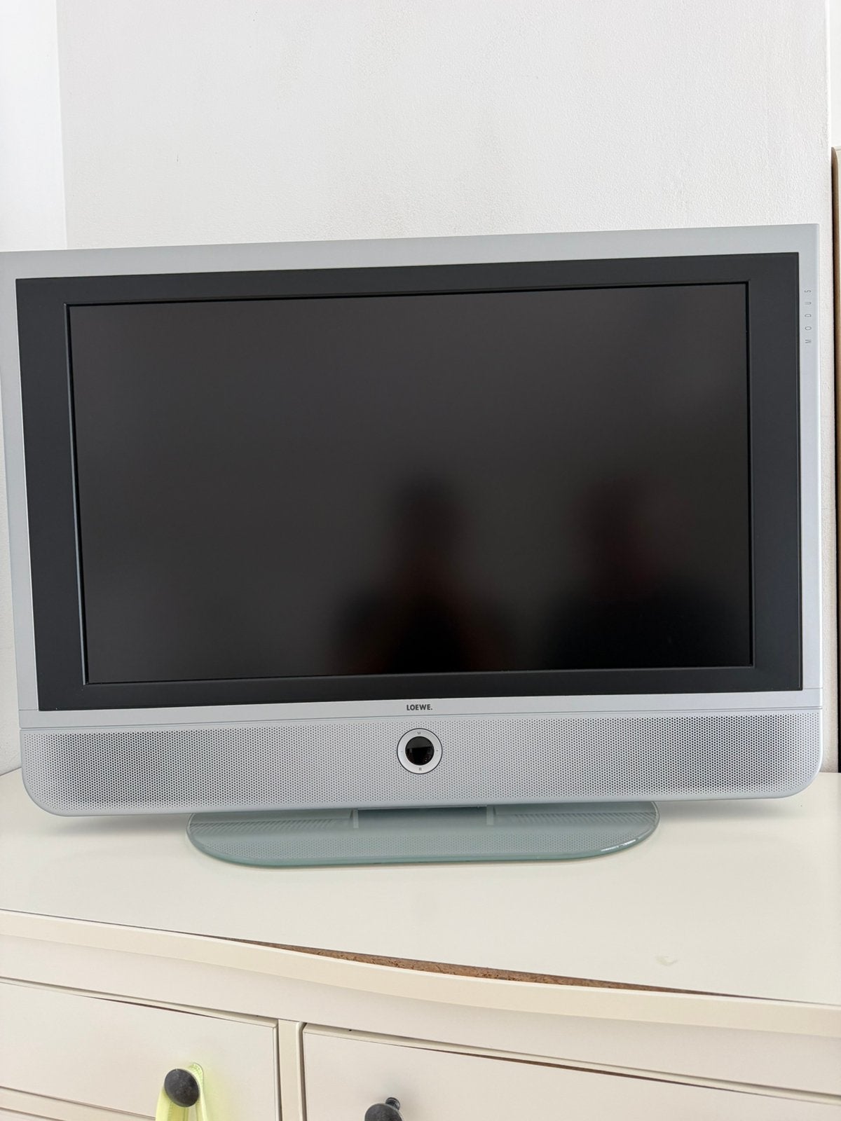 Loewe Modus L 32 HD+ 100 LCD TV, Audio, Tv en Foto, Televisies, Gebruikt, 50 Hz, 80 tot 100 cm, Ophalen