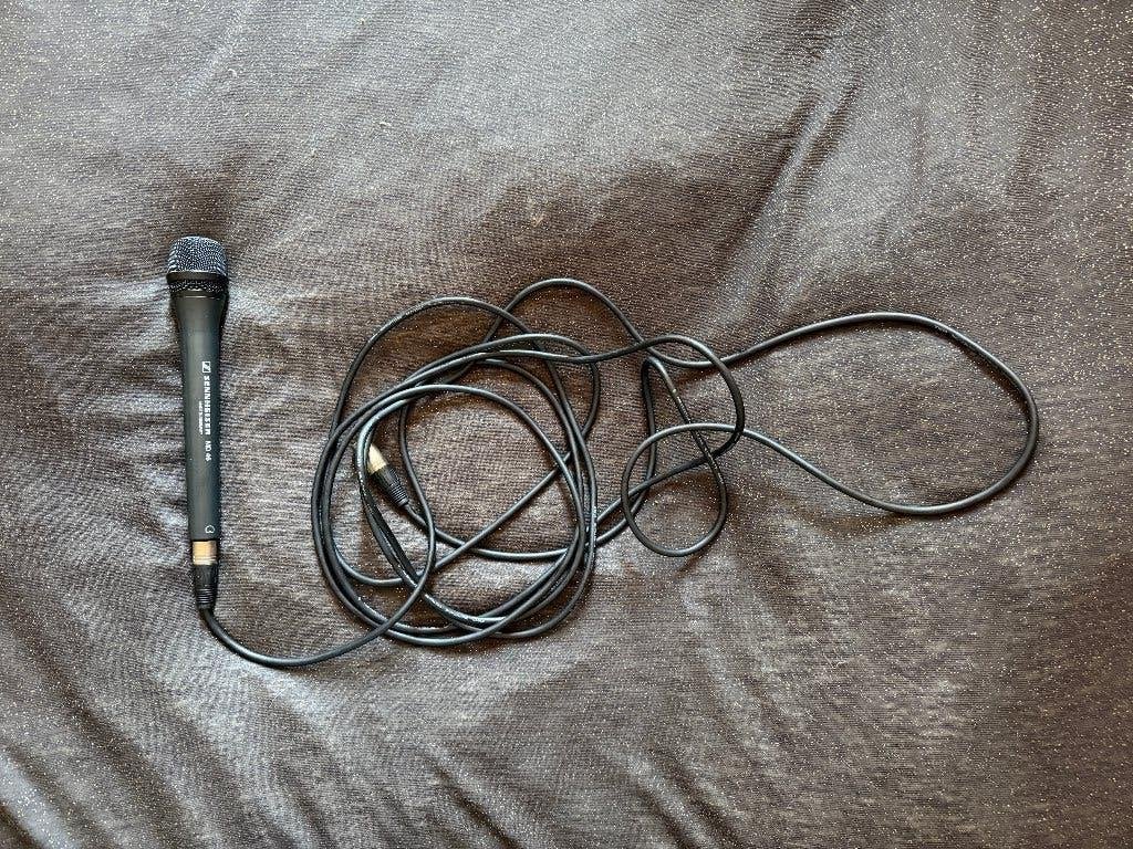 Sennheiser microfoon MD46 xlr, Ophalen of Verzenden, Zo goed als nieuw, Studiomicrofoon