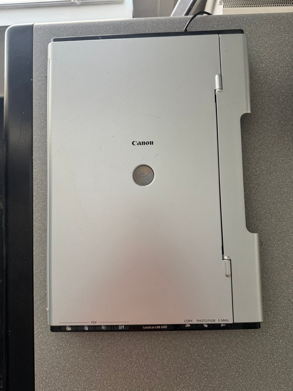 Canolide 600 F scanner met 35 mm film scanner, Computers en Software, Scanners, Ophalen of Verzenden, Zo goed als nieuw