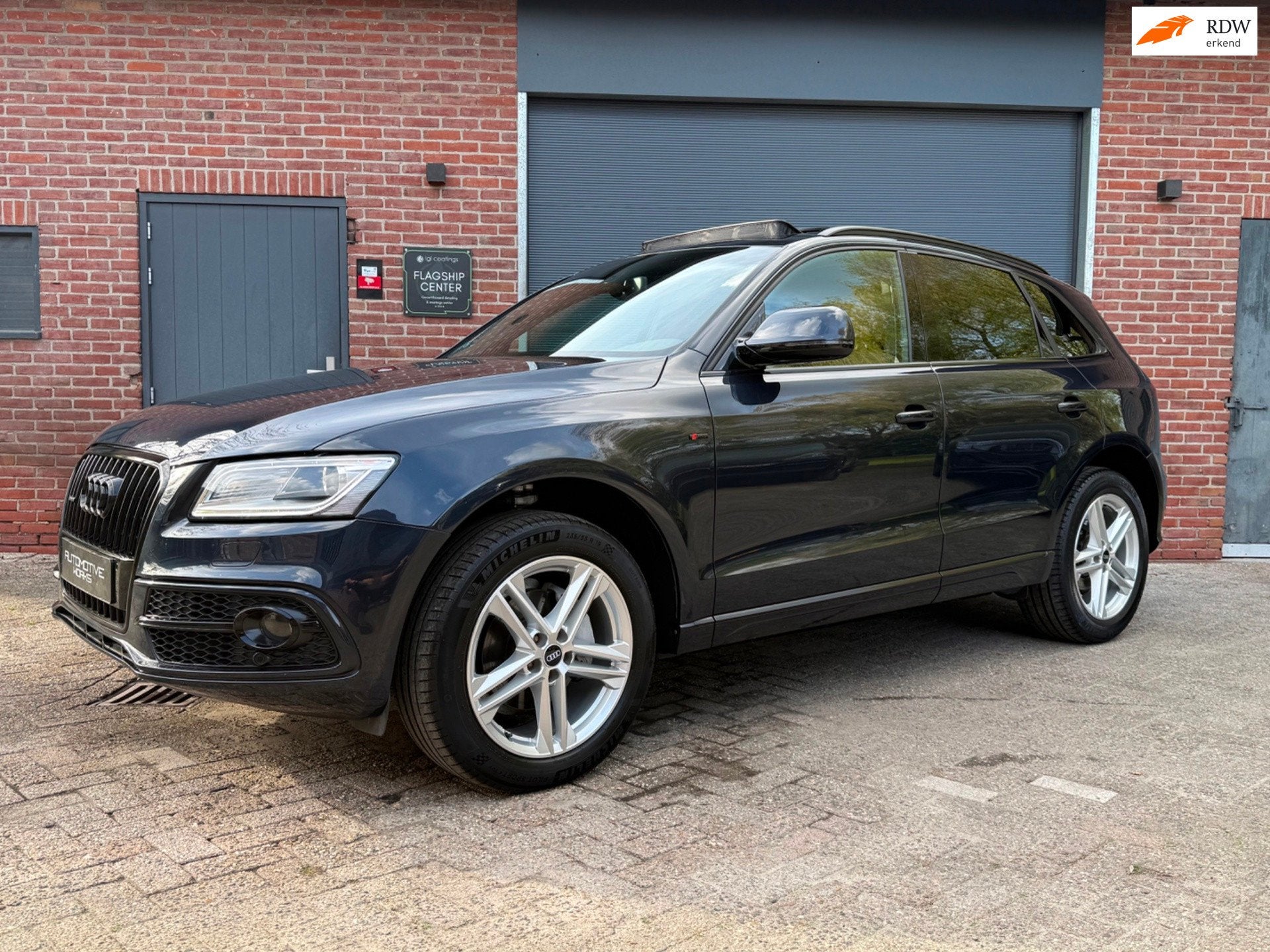 Audi Q5 2.0 TFSI quattro Pro Line Plus l Automaat | Black Op, Auto's, Automaat, Euro 5, Gebruikt, 4 cilinders