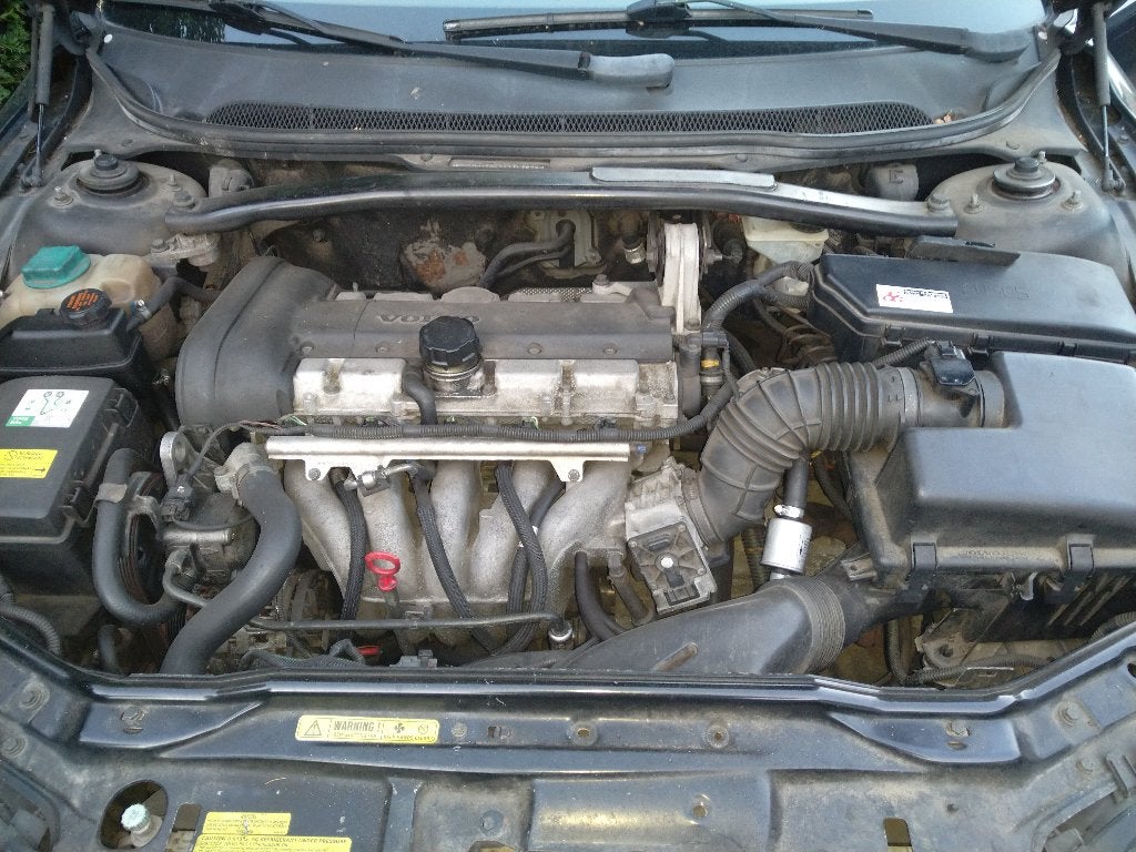 Volvo 2.4 B5244SG2; Gasklephuis, dynamo, startmotor enz., Ophalen, Volvo