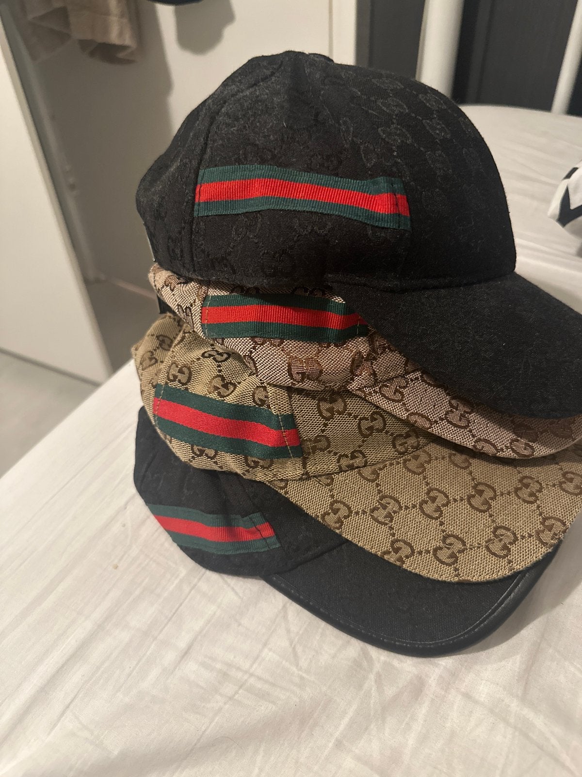 Gucci petten alle 4!!, Verzenden, Gedragen, One size fits all, Pet