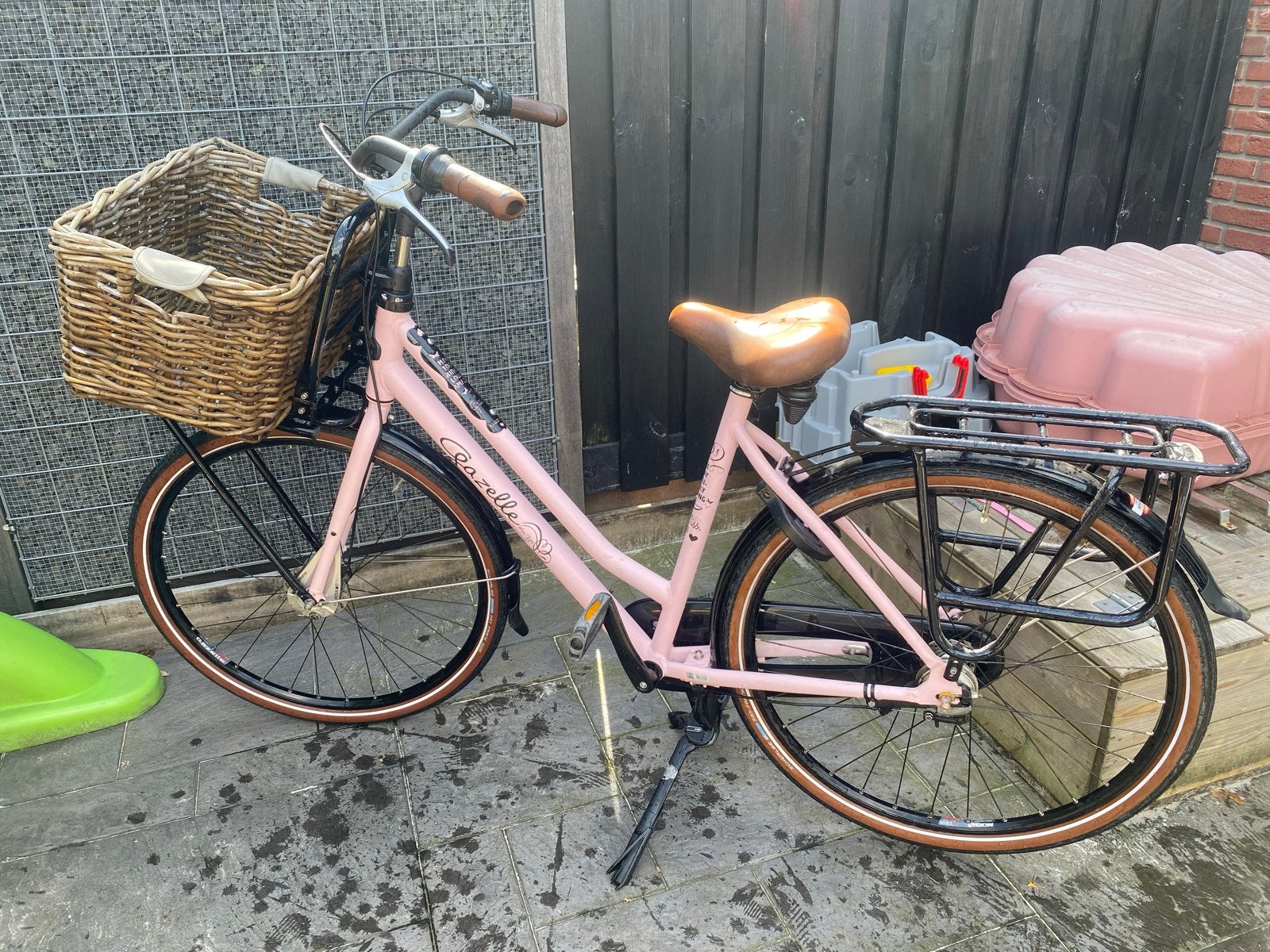 Gazelle damesfiets met mand - Roze, Ophalen, Gebruikt, Velgrem, Versnellingen