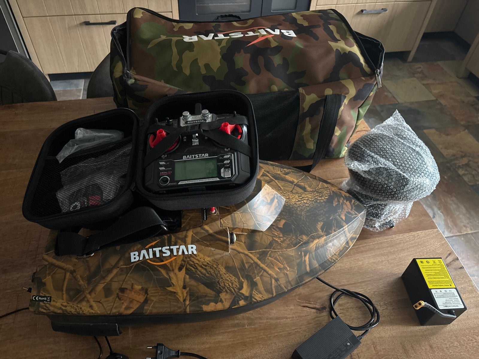 Baitstar Xpert voerboot met fishfinder en draagtas, Ophalen of Verzenden, Zo goed als nieuw, Overige typen