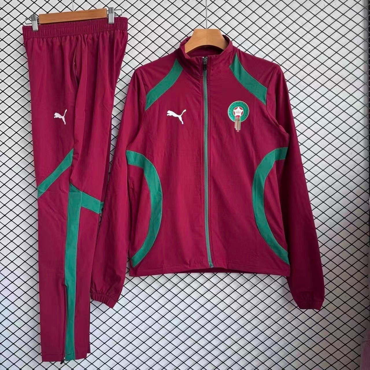 Marokko WK Trainingspak Maat XXL (Valt iets kleiner uit), Nieuw, Ophalen of Verzenden, Rood, Maat 46/48 (XL) of groter