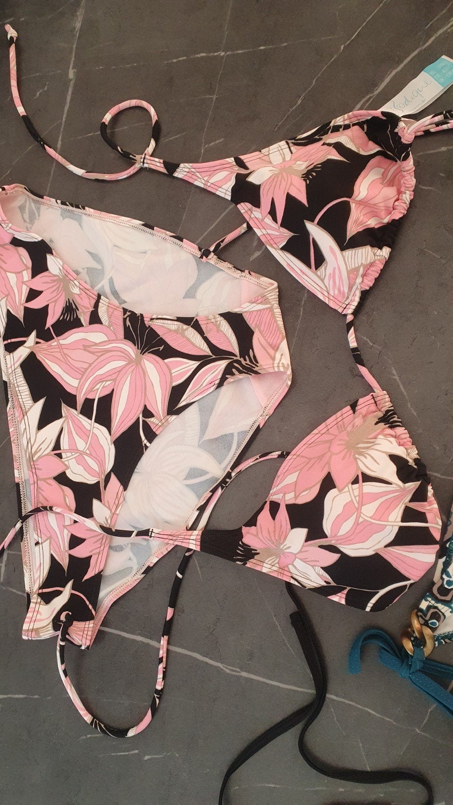 Hunkemöller Bikini Roze/Zwart Bloemenpatroon - Nieuw, Nieuw, Ophalen of Verzenden, Roze, Bikini