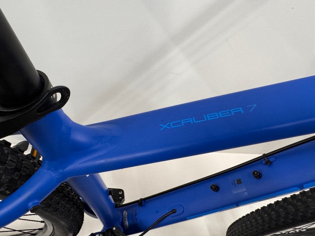 Foto 5 van Trek X-caliber 7 mountainbike Nieuwstaat 16 versnellingen