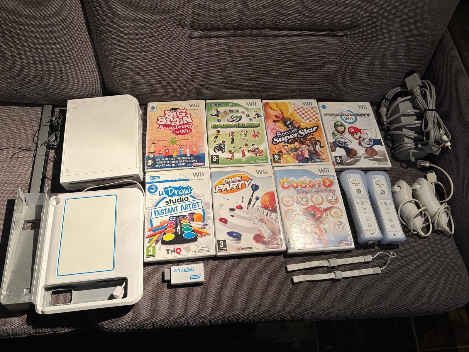 Nintendo Wii met 7 spellen en accessoires, Ophalen of Verzenden, Gebruikt, Met 2 controllers